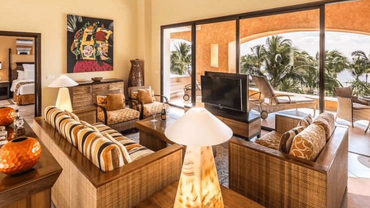  Premium Level Oceanfront Suite Room